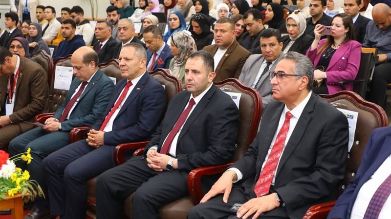 محافظ دمياط يشارك