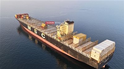 سفينة شحن بريطانية تتعرض لهجوم من زوارق صغيرة جنوب غرب إيران