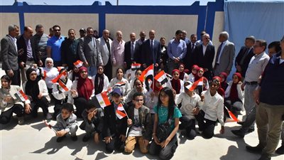 ضمن احتفالات أسيوط بعيدها القومي الـ277 المحافظ يفتتح مدرسة ابتدائية 