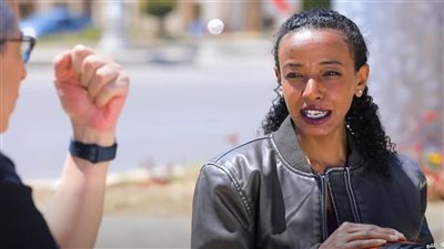 والداها متوفيان وتعمل في التوصيل.. «بسمة»: ليس لدي رفاهية الاختيار