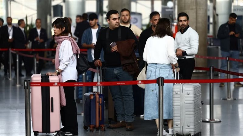 إيران تستأنف الرحلات