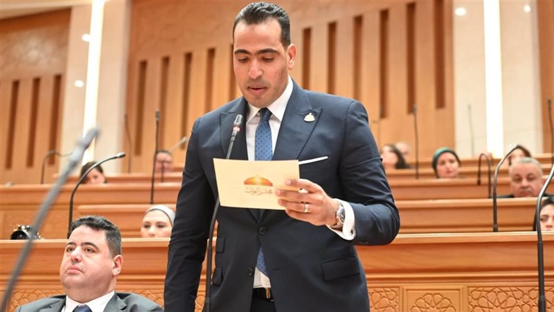 محمود حسين طاهر 
