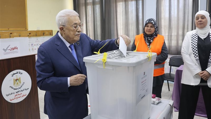 الرئيس محمود عباس