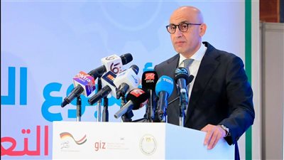 بعد واقعة “كيس الفول”.. تساؤلات على السوشيال ميديا حول غياب التغذية المدرسية