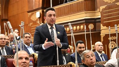 مصطفى أبو زهرة: الكرة بتاعت الغلابة.. وما حدش هيبخل على منتخب مصر