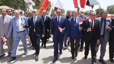 بالتزامن مع ذكرى تحرير سيناء.. محافظ سوهاج يشهد فعاليات ندوة الأمن القومي المص