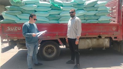 تموين الإسكندرية تضبط سيارة محملة بدقيق مدعم قبل تهريبه     