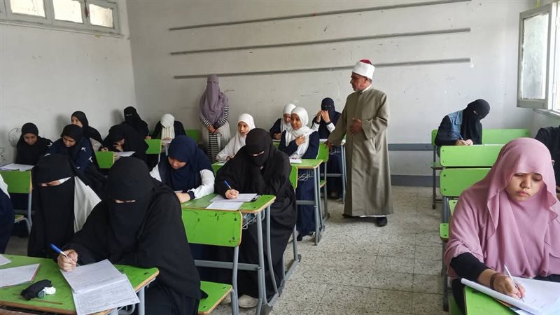 جانب من الامتحانات