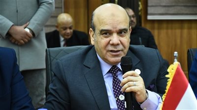 المستشار ربيع قاسم يتقدم بأوراق ترشحه علي منصب رئيس نادي قضاة مصر