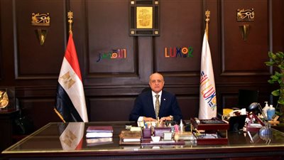 فقدنا نموذجًا مشرفًا في العطاء الوطنى: محافظ الأقصر ينعي والد مصطفي مدبولى