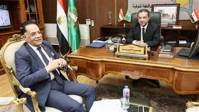  محافظ المنوفية يلتقى عدد من أعضاء مجلسي النواب والشيوخ لبحث مطالب المواطنين