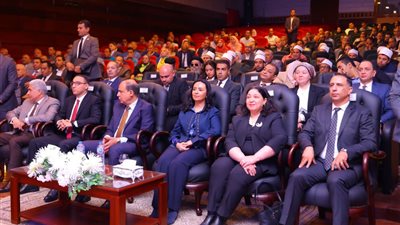 مايا مرسي تشهد استعراض إنجازات مشروع تعزيز قيم وممارسات المواطنة بالمنيا