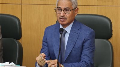 لرفع كفاءة الأداء .. محافظ بني سويف يصدر حركة تكليفات جديدة 