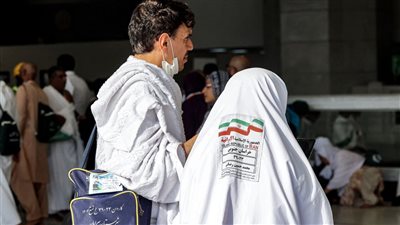 إندبندنت: تقليص عدد الحجاج الإيرانيين إلى الثلث بسبب تداعيات الحرب