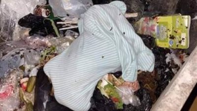 القصة الكاملة.. جثمان طفل وإلقائه بمقلب قمامة في الإسكندرية 