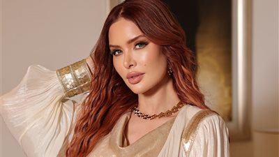 عايشة عثمان تطرح أغنية وطنية بعنوان 
