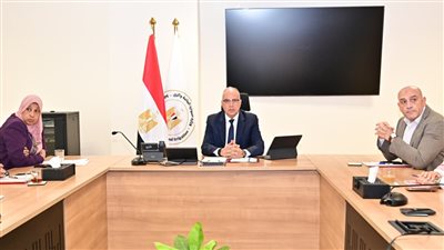 وزير الري يوجه بتسريع خطة التحول الرقمي بجميع مديريات المساحة