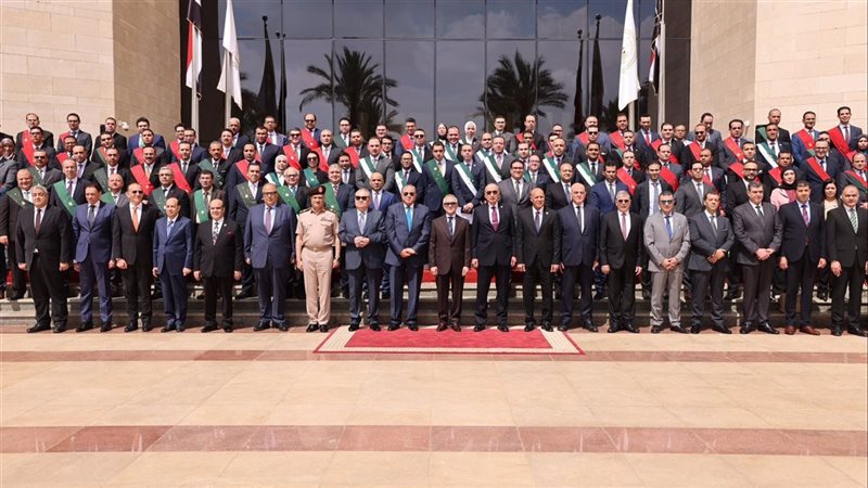 وزير العدل يكرم أوائل