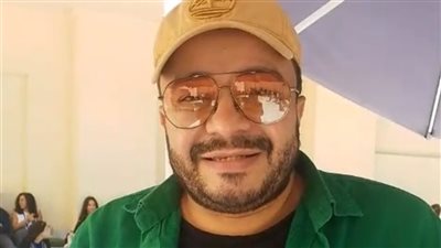 بحب أدعم الشباب وأكون  جنبهم .. الفنان حسام داغر  عن الفيلم القصير بالإسكندرية