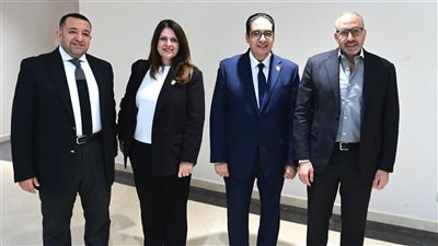 جامعة القاهرة تشارك في اجتماع 
