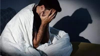 الاستيقاظ ليلا «جرس إنذار»؟.. حقيقة صادمة عن النوم المتقطع وتأثيره على صحتك