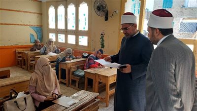 الأزهر يبحث الاستعدادات النهائية لامتحانات الشهادات الابتدائية والإعدادية