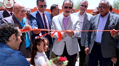 محافظ سوهاج يفتتح مدرسة 