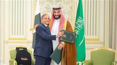 رئيس وزراء باكستان: سددنا قرضا بـ 3.5 مليار دولار بفضل دعم السعودية 