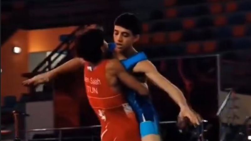 للاعب المنتخب المصري