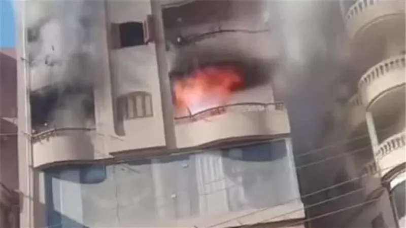 جانب من الحريق