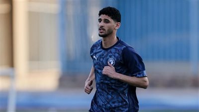 أحمد عاطف قطة لاعب بيراميدز يبدأ التأهيل بالجري بعد جراحة الأنف