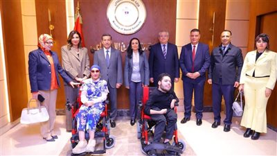 لأول مرة بجامعة عين شمس توزيع 50 جهاز «لاب توب ناطق» للطلاب ذوي الإعاقة البصري