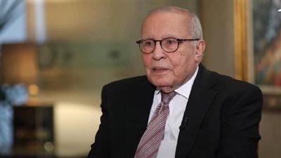 تعرض المخرج محمد فاضل لأزمة صحية ونقله إلى المستشفى 