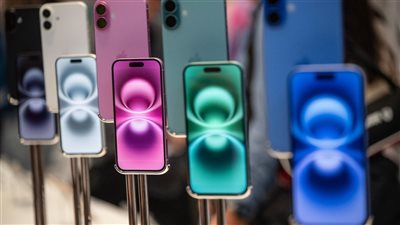 بعد إعفاء الموبيلات من الرسوم.. خبير: القرار مفيد لأبل والصين سوق مهم لأمريكا