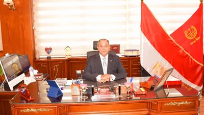 محافظة بورسعيد تنفي وجود صفحة شخصية للمحافظ على 