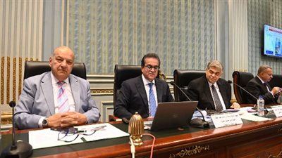 الصحة: انخفاض المواليد 141% .. وهيئة الدواء: 91% من الدواء صناعة محلية