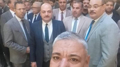 وقفة احتجاجية لـ «المحاميين الفيوم» اعتراضا على زيادة الرسوم القضائية| صور 