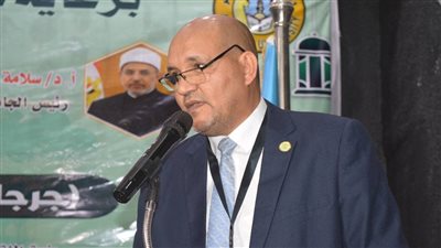 60 باحثاً يشاركون في مؤتمر كلية اللغة العربية الأول بجرجا.. صور