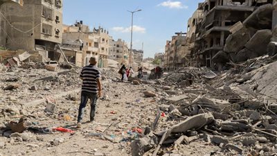  أحمد سيد أحمد: إسرائيل تنفذ مخطط إما القتل أو الهجرة القسرية لفلسطيني غزة 