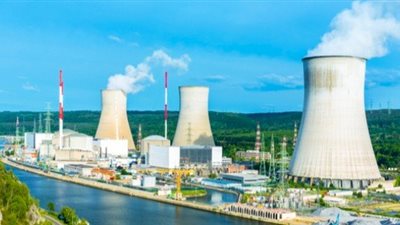 رئيس هيئة الطاقة النووية الأسبق: نقل وعاء ضغط المفاعل إنجاز استراتيجي