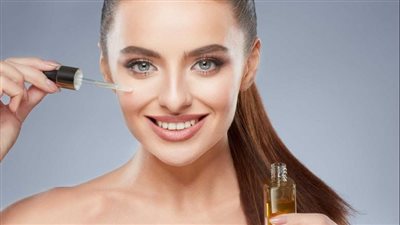 جوز هند وبلسان.. لن تعودي إلى غسول الوجه القديم بعد تجربة هذه الزيوت الطبيعية