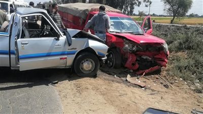 بالأسماء.. إصابة 4 أشخاص في تصادم سيارتين على طريق شبرابخوم بالمنوفية
