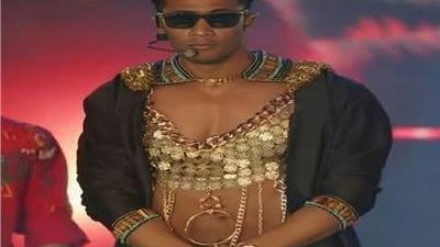 رويبضة العصر.. تحركات قانونية ضد الفنان محمد رمضان بسبب ملابس النساء 