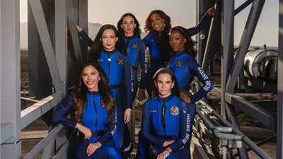 طاقم نسائي بالكامل.. كاتي بيري تحلق إلى الفضاء على متن 
