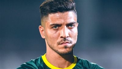 أحمد حسن  : محمد شريف لم يوقع لأي نادي حتى الآن .. تفاصيل 