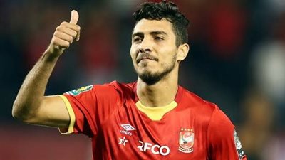 محمد شريف يُطرق باب الجزيرة .. والأهلي يُحصّن الهجوم من جديد