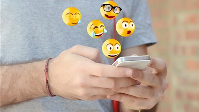 الإيموجي يؤثر على العلاقات العاطفية ويؤدي إلى الانفصال | دراسة