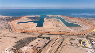 النقل: تقدم أعمال تطوير ميناء العين السخنه على ساحل البحر الأحمر |صور