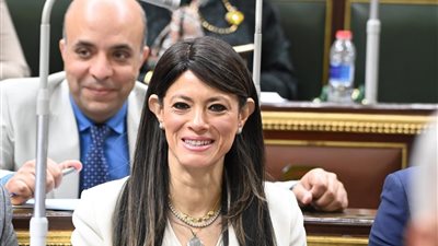 مؤشرات الاقتصاد الـمصري تحلق عالياً.. النمو 4.3% والاحتياطي 47.4 مليار دولار 