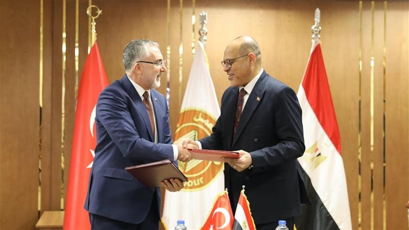 وزير العمل المصري
